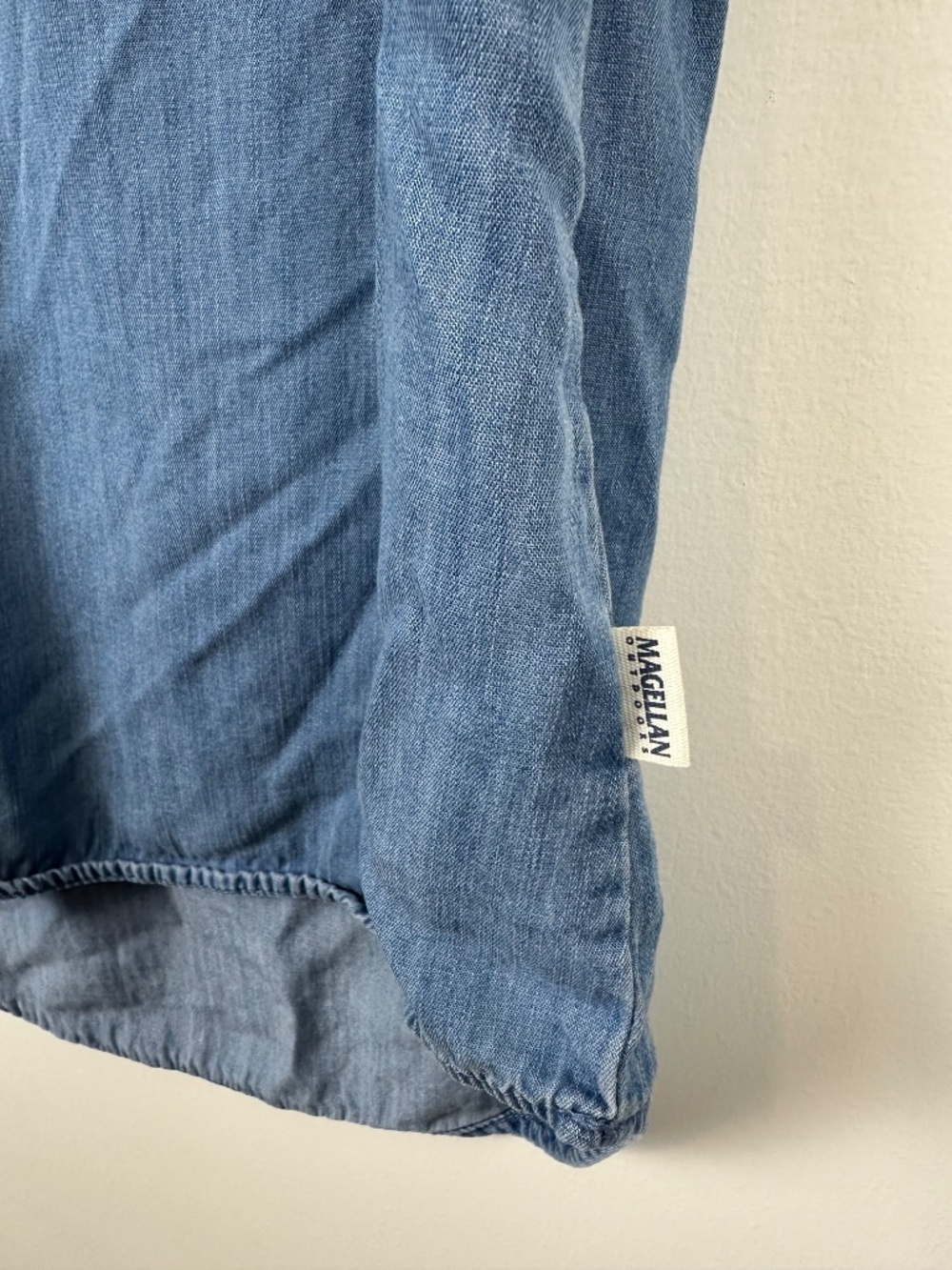 Magellan Outdoors Denim Chambray Henley Tank Tunic, Size L - Picture 3 of 7